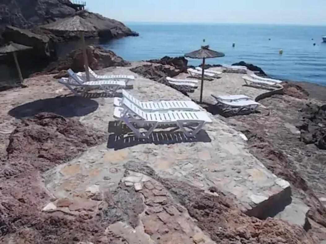 Capsasalbegur74 Terraza Sobre Mar Piscina Del Mar Begur Exterior foto